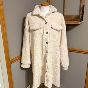 Cozy Cream button down Sherpa jacket Coat size XL